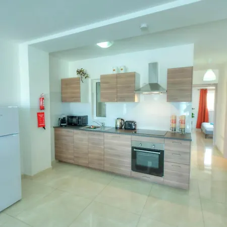Daire Bright & Modern 2bedrooms With Sea Views Gogzr-2 Gzira